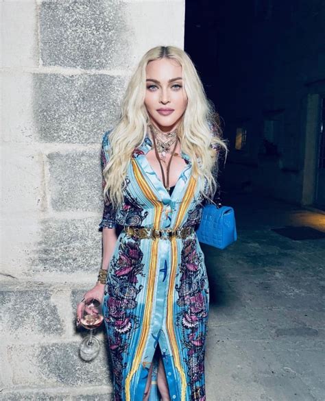 Мадона на 63: Трудно ще я познаете - Галерия - Булевард България