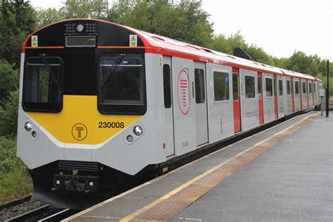 British Rail Class 230 Demu 230008 Bidston Monday 14 Au Flickr