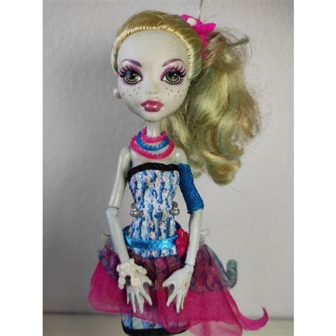 Boneca Monster High Lagoona Blue Coleção Dot Dead Gorgeous Shopee