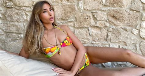 Lily Phillips Wants Husbands And Boyfriends For Sex World Record