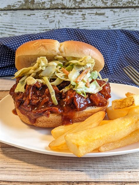 Pulled Pork Sandwich With Fries