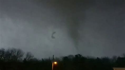 At Least 6 Dead After Tornadoes Strike Tennessee Leaving Homes Destroyed