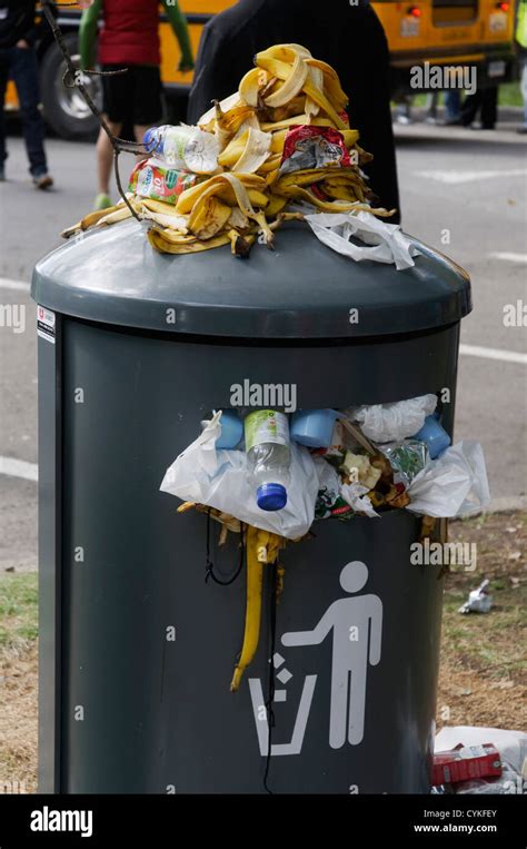 Overflowing Trash Can Hi Res Stock Photography And Images Alamy