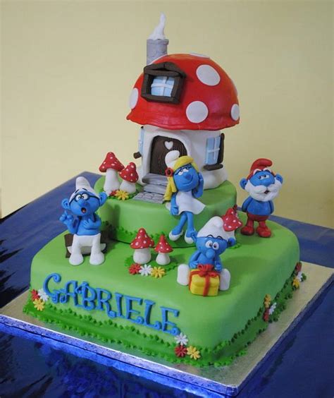 Smurf Cake Decorated Cake By Nancy La Rosa CakesDecor