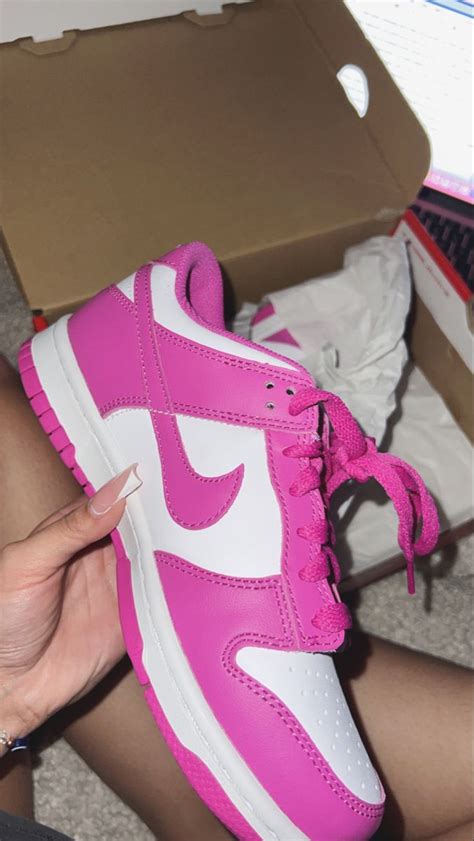 Pink Nike Shoes Cute Nike Shoes Pink Nikes Pretty Shoes Sneakers