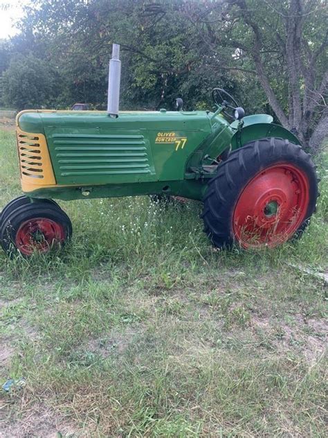 Sold Oliver 77 Oliver Runs Drives Needs Tube In Rear Tractors With 37