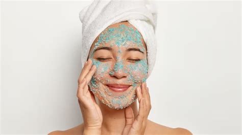 Summer Skincare Face Packs To Cool Down Oily Skin