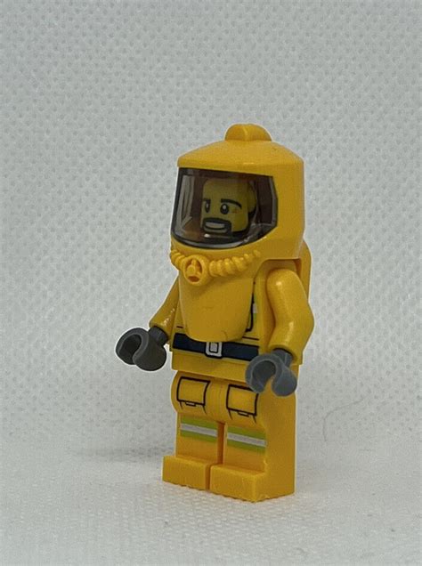 New Lego Hazmat Suit Guy Radioactive Fire Nuclear Minifigure Fig