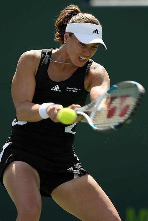 Pin By Maykos On Women S Sports Martina Hingis Tennis Players