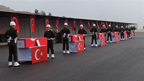 Pençe Kilit Harekatı bölgesinde şehit olan askerler memleketlerine