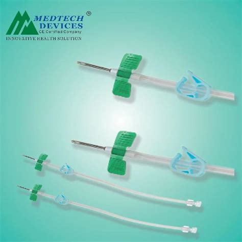 PVC Fistula Needle For Hospital Size 16Ga 17Ga 3ocm Length At