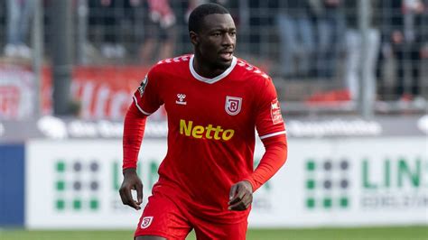 Agyemang Diawusie Mit Jahren Verstorben Kicker