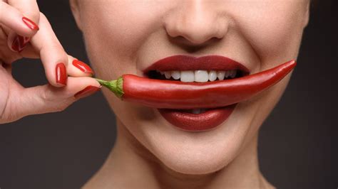 Wellhealthorganic Red Chilli You Should Know About Red Chilli Uses