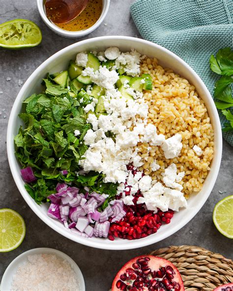 Salat Mit Granatapfel Feta Und Bulgur