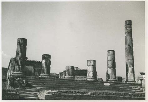 Vii Pompeii Temple Of Jupiter Looking North To Steps On