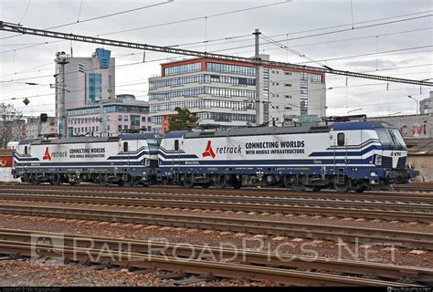 Siemens Vectron AC 193 825 7 Operated By Retrack GmbH Co KG Taken