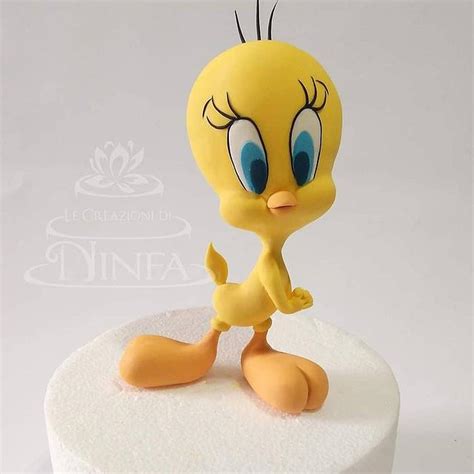 Tweety Bird Cake Topper Titti Decorated Cake By Le Cakesdecor