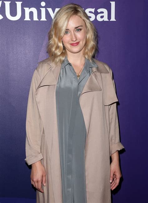 ashley johnson pictures latest news