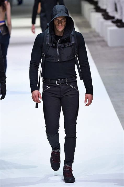 Cole O Dirk Bikkembergs Mil O Inverno Rtw Foto