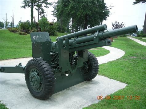 M101A1 105mm Howitzer Walk Around Page 1