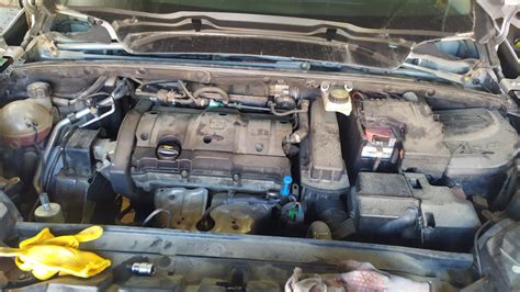 Замена передних Амортизаторов — Citroen C4 L, 1,6 л, 2013 года | своими ...