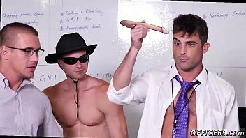 Rompió la polla anal gay La gran sorpresa de cumpleaños de Lance XVIDEOS