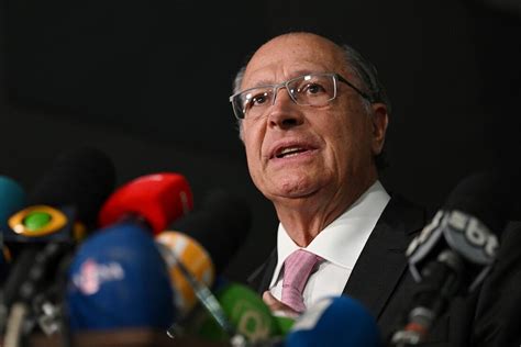 Alckmin anuncia nomes de mais 16 grupos de trabalho da transição Folha PE