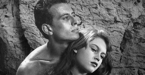 La chica del bikini película Ver online en español