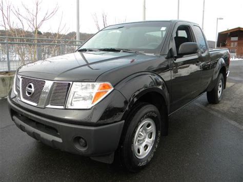 Find Used Nissan Frontier Xe Extended Cab Pickup Door L In