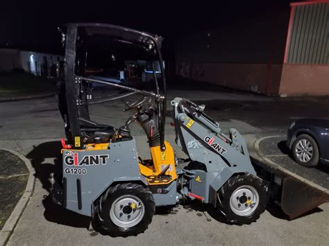 Giant Wheel Loader Pj Ryans Tractors And Grasscare