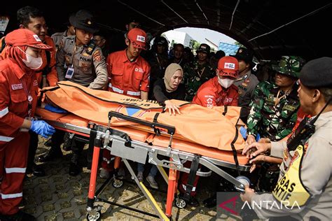 Simulasi Kesiapsiagaan Bencana Gempa Di Cimahi Antara News Jawa Barat