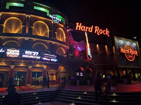 Restaurante Hard Rock - Hard Rock Café em Orlando: o maior restaurante da rede
