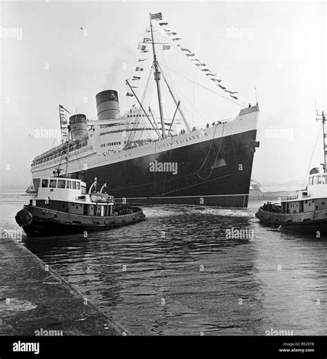 On This Day Th November The Cunard Flagship Queen Elizabeth