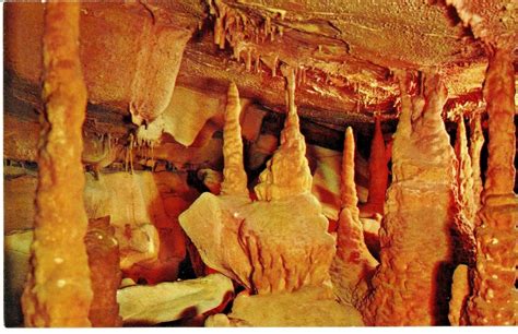 Kentucky Postcard Onyx Colonnade In Mammoth Cave National Park NPC 4