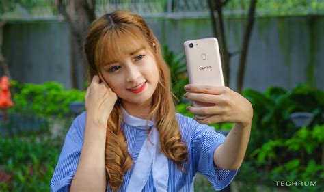 Quick Look At Oppo F5 Youth Bezel Less Display 16mp Selfie Camera