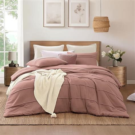 Amazon AMBERSPACE Pink Queen Comforter Set 3 Piece Queen Bedding