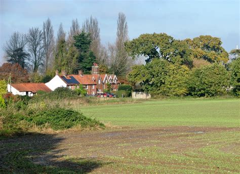 Houses In Hardley Street Evelyn Simak Cc By Sa 2 0 Geograph