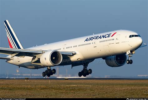 F GZNL Air France Boeing 777 328ER Photo By Pascal MAILLOT ID 746979