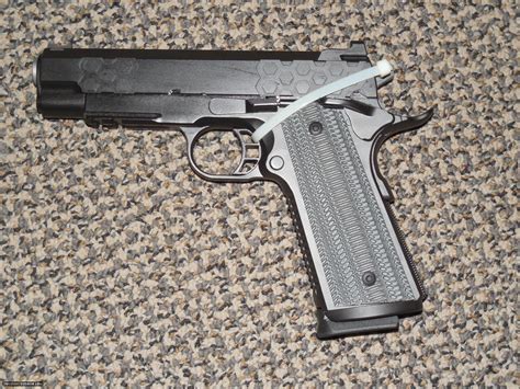 STI 1911 SINGLE STACK "HEX TAC" 9 mm PISTOL