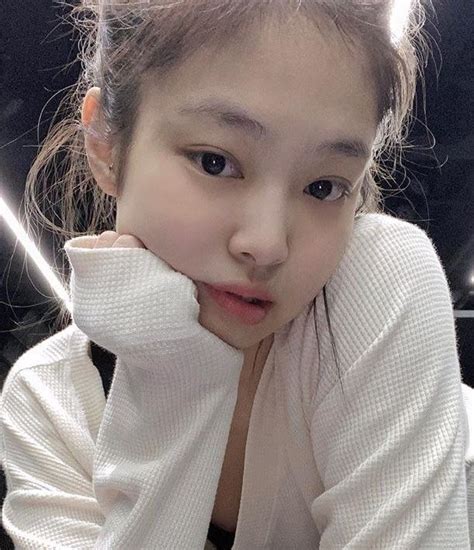 On Twitter Without Makeup Korean Girl Photo Jennie Kim Blackpink