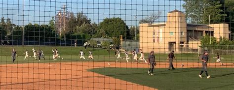 Rio Hondo Prep Edges First Place Flintridge Prep In Eight Innings