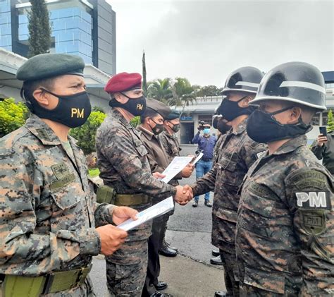 Soldados Guatemaltecos Concluyen Con Xito Curso De Polic A Militar