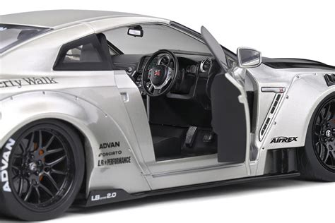 Nissan Gt R R35 W Liberty Walk Body Kit 2 0 Pearl Grey 2020 Solido