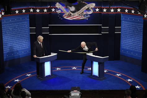 [WATCh] 'SNL' Season Opener Pits Trump & Biden In Debate Mockery With COVID