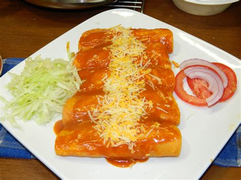 Enchiladas De Pollo Al Estilo Michuacan Receta De Enchiladas Rojas