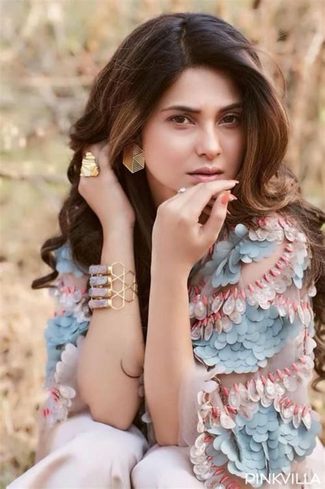 Exclusive Jennifer Winget Looks Like A Breath Of Fresh Air As She Aces