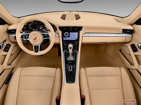 2017 Porsche 911: 78 Interior Photos | U.S. News