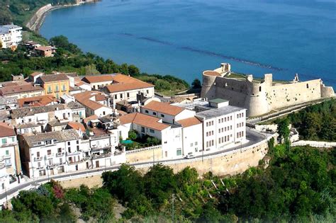 La Guida Sul Comune Di Ortona Ch In Abruzzo Italia