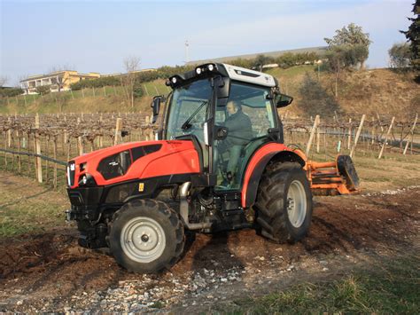 Same Frutteto Cvt Activesteer Ruote Sterzanti Tra I Filari L