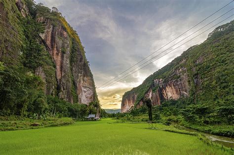 Indahnya Langit Di Antara Tebing Terjal Lembah Harau Kaskus